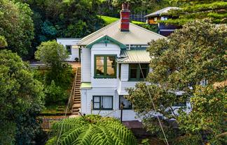 74 Sar Street, Wadestown