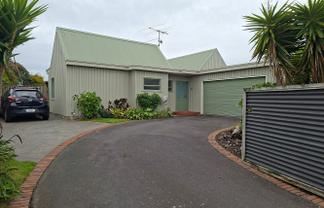 21 Rutherford Drive, Waikanae Beach