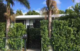 2/42 Riversdale Road, Avondale