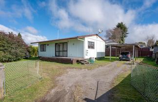 20A Grayson Avenue, Mangakakahi