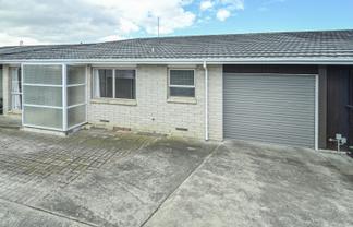 2/510 Charles Street, Saint Leonards