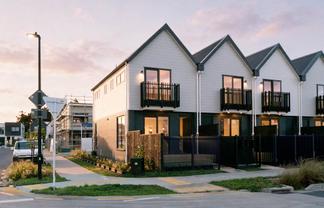 21 Harbourside Parade, Hobsonville