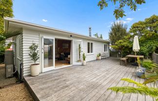 1/141 Edmonton Road, Te Atatu South