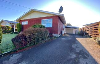 12 Fergusson Street, Solway