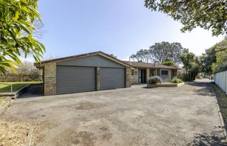 35 Old South Road, Okato