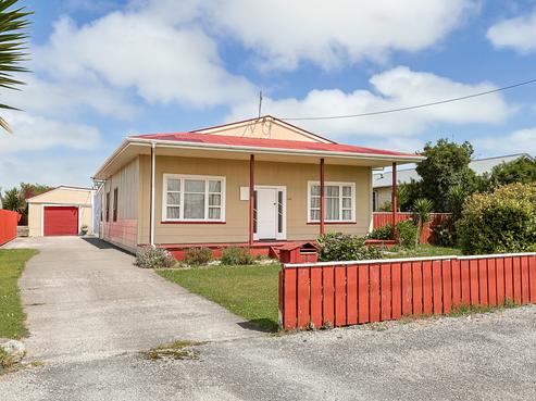 100 Peel Street, Westport