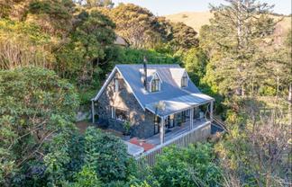 6888E Christchurch Akaroa Road, Takamatua