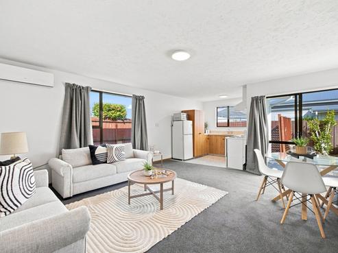 2/75 Spencer Street, Addington