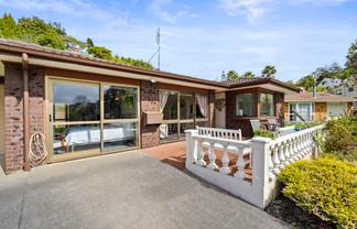 1/37 Palliser Lane, Browns Bay