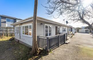 297 Massey Road, Mangere
