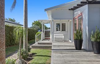 18 Alberta Street, Point Chevalier
