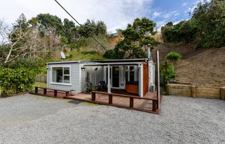 97 Renown Road, Raumati South
