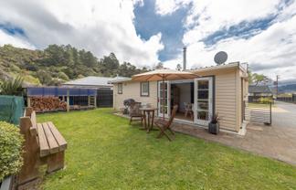 21A Korau Grove, Stokes Valley