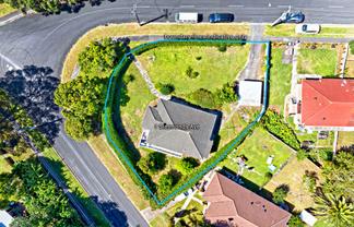 1 Simmonds Avenue, Three Kings
