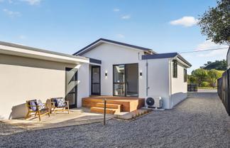 359 Estuary Road, South New Brighton