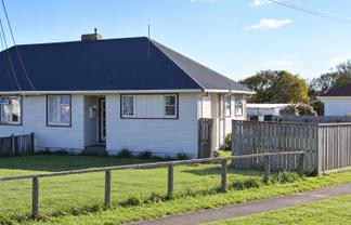 1 Laurent VC Street, Hawera