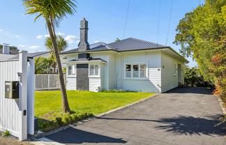 12 Shipherds Avenue, Epsom