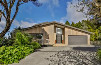 75 Minnehaha Avenue, Titirangi