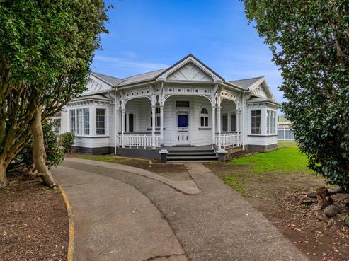 76 South Road, Manaia