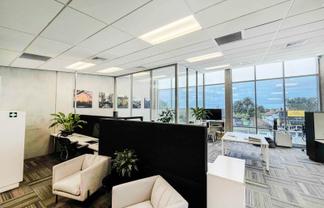 MODERN RICHMOND ROAD OFFICE
