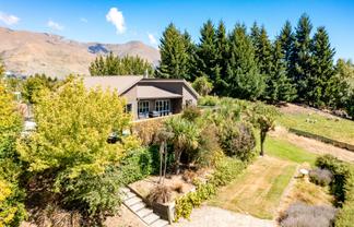 38 Ballantyne Road, Wanaka