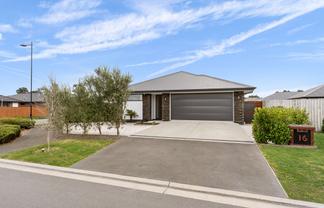 16 Rory Street, Rolleston