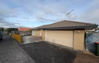 1/22 Penruddocke Road, Half Moon Bay