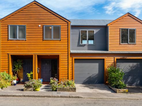 215B Pembroke Road, Wilton