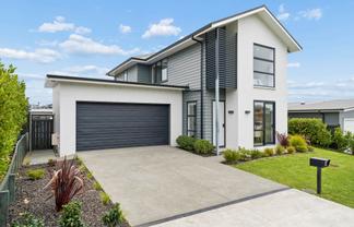 22 Kuku Avenue, Red Beach