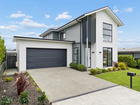 22 Kuku Avenue, Red Beach