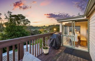 66 Stillwater Crescent, Stillwater