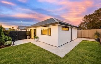 68B Travis Road, Burwood
