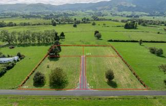 Strange Road, Te Aroha