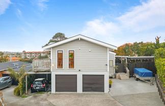 10 Orewa Heights Crescent, Orewa