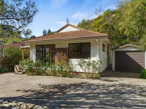 9 Roseberry Way, The Brook
