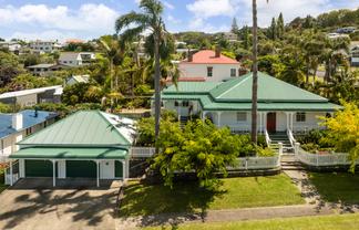 707 Sealey Street, Thames