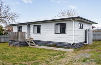 1222A Cunningham Crescent, Mayfair