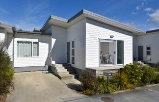 25/16 Ian Street, Koutu