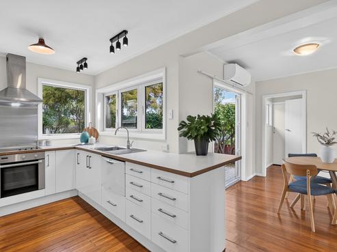 70 Weka Street, The Wood