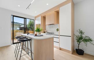 1/6 Allington Road, Massey