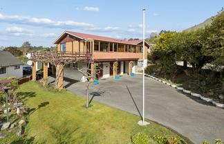 99 Glenross Street, Glenross