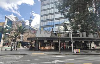 20 sqm Queen St Retail + Kitchen OPEX incl.