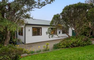 33 Horokiwi Road West, Newlands