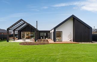 15 Franks Place, Outram