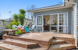 Manawatu / Whanganui - Address withheld
