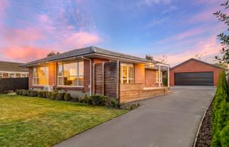 23 Sevenoaks Drive, Burnside