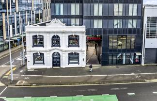Character Victoria St West Facing Retail