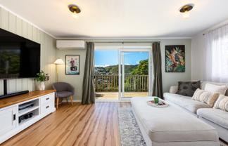 1/107 Allington Road, Karori