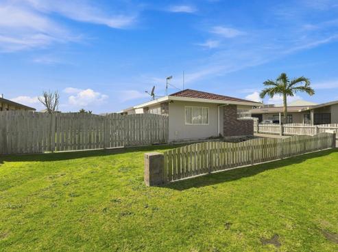19 Barbara Grove, Papamoa