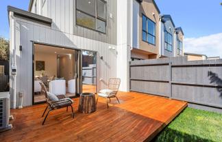 19F Ellesmere Crescent, Pakuranga Heights